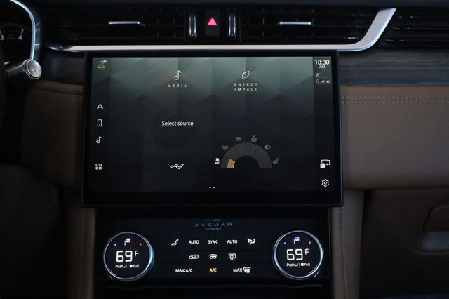 2021 Jaguar F-PACE S - 23096809 - 48