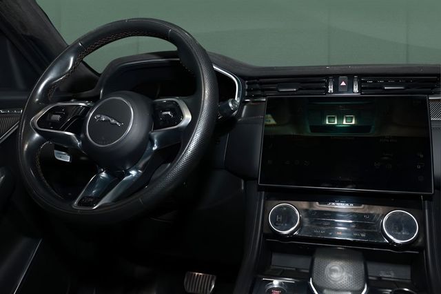 2021 Jaguar F-PACE SVR AWD - 22986153 - 28