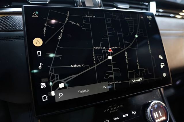 2021 Jaguar F-PACE SVR AWD - 22986153 - 33