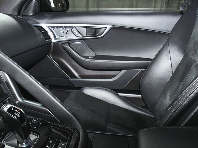2021 Jaguar F-TYPE R-Dynamic - 23061450 - 38
