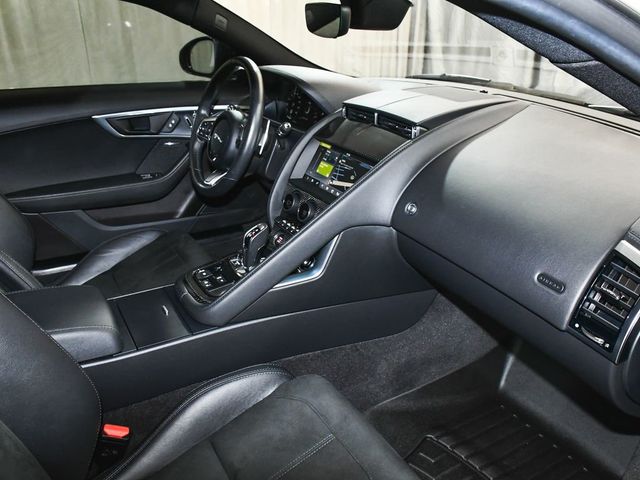2021 Jaguar F-TYPE R-Dynamic - 23061450 - 43