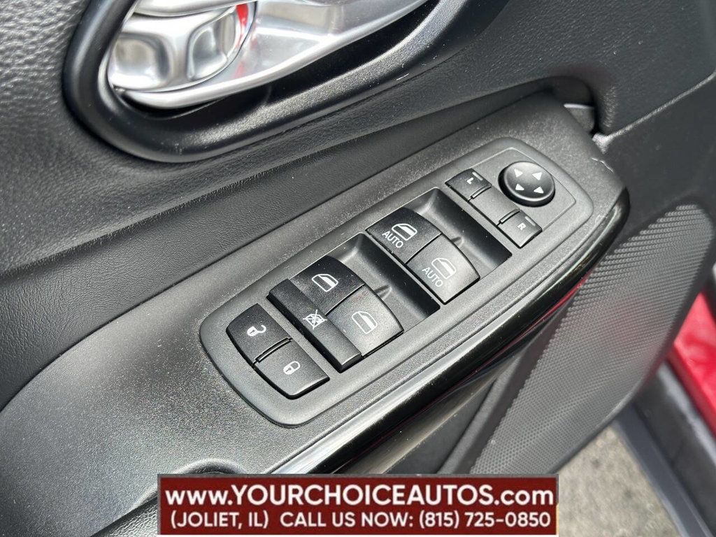 2021 Jeep Cherokee Altitude FWD - 22846653 - 10