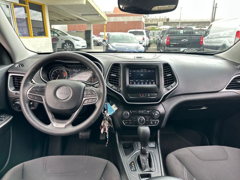 2021 Jeep Cherokee Latitude FWD - 22972513 - 13