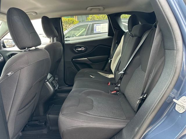 2021 Jeep Cherokee Latitude FWD - 22972513 - 14