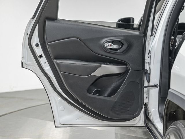 2021 Jeep Cherokee Latitude Lux - 23077814 - 27