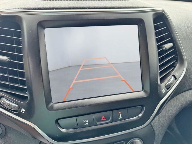 2021 Jeep Cherokee Latitude Lux 4x4 - 23070756 - 17