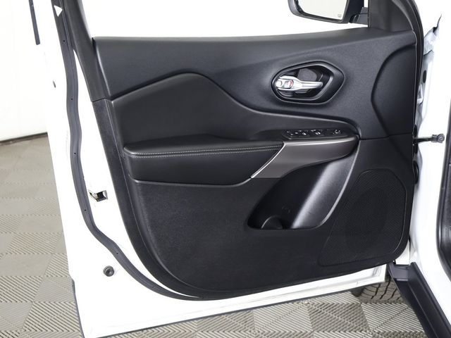 2021 Jeep Cherokee Latitude Lux 4x4 - 22947976 - 19