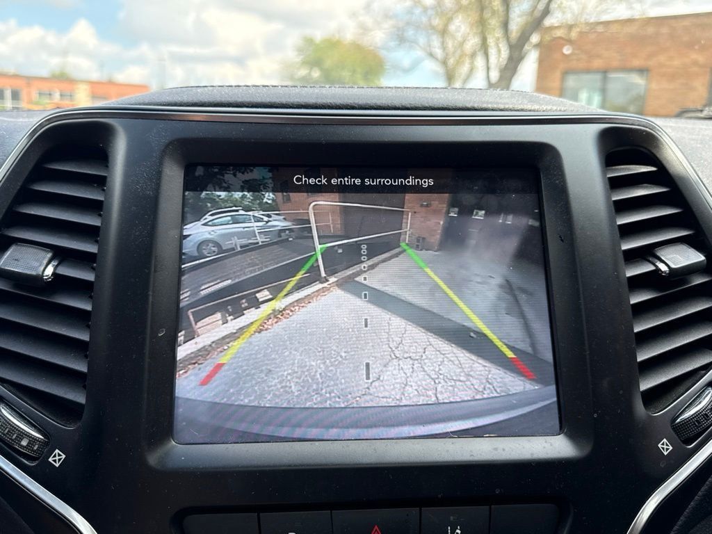 2021 Jeep Cherokee Latitude Lux FWD - 23072472 - 11