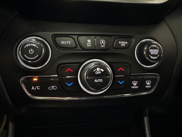2021 Jeep Cherokee Latitude Lux FWD - 23072472 - 18
