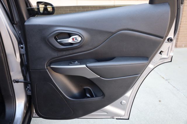 2021 Jeep Cherokee Latitude Lux FWD - 23002173 - 22