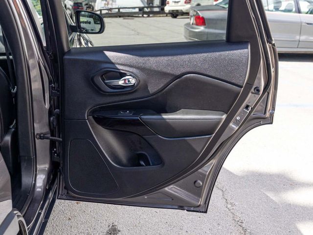 2021 Jeep Cherokee Latitude Plus - 23076245 - 14