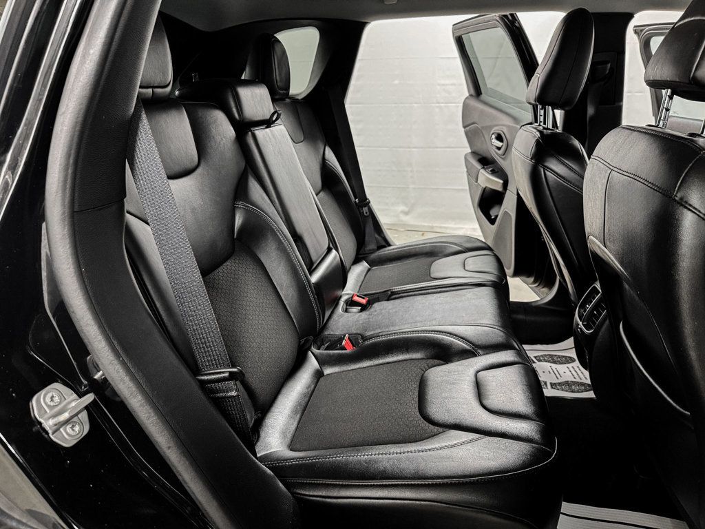 2021 Jeep Cherokee LATITUDE PLUS 4WD - 22996844 - 10