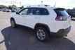 2021 Jeep Cherokee Latitude Plus 4x4 - 22593648 - 4