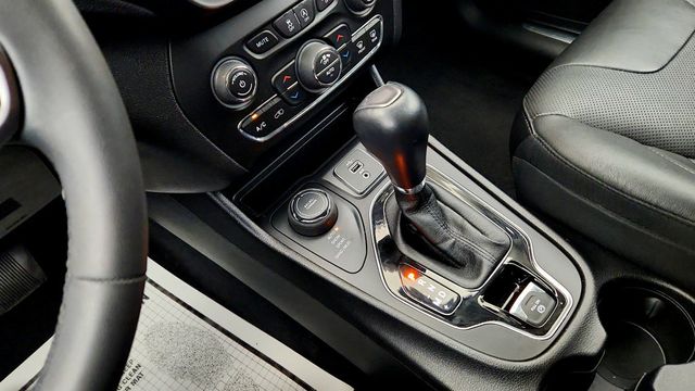 2021 Jeep Cherokee Limited 4x4 - 23025818 - 16