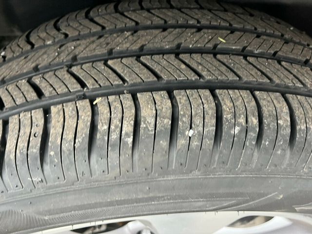 2021 Jeep Cherokee LIMITED 4X4 with CLEAN CARFAX - 22998947 - 30