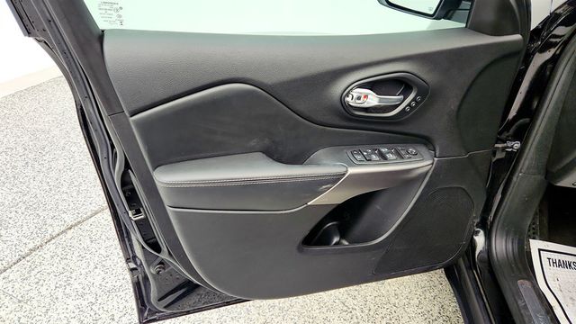 2021 Jeep Cherokee Limited 4x4 with Elite Package - 22978776 - 9