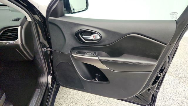 2021 Jeep Cherokee Limited 4x4 with Elite Package - 22994655 - 26