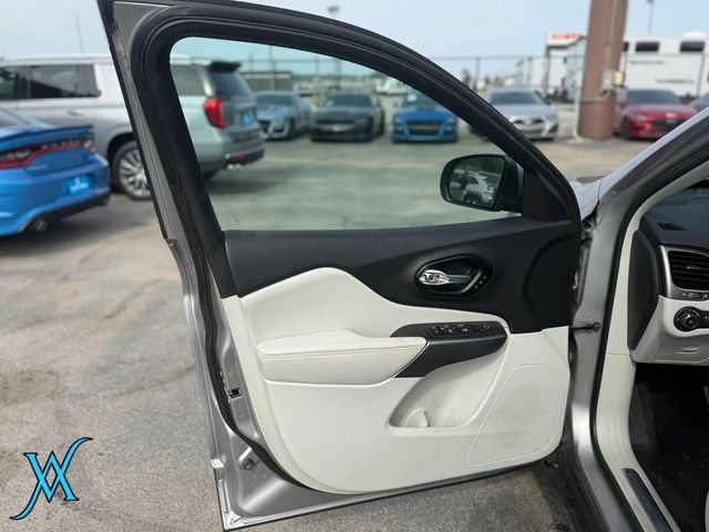 2021 Jeep Cherokee Limited Sport Utility 4D - 23057658 - 10
