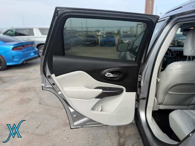 2021 Jeep Cherokee Limited Sport Utility 4D - 23057658 - 14