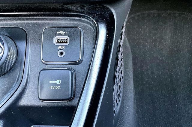 2021 Jeep Compass Altitude 4x4 - 22940274 - 24