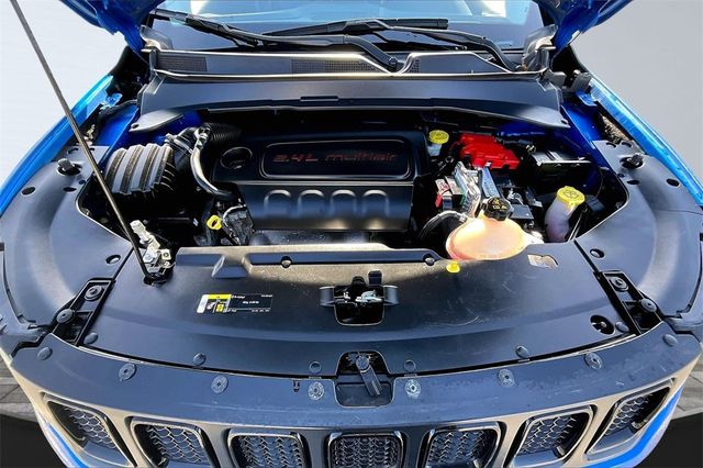 2021 Jeep Compass Altitude 4x4 - 22940274 - 33