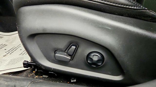 2021 Jeep Compass Latitude 4x4 w/ Convenience Group - 23013541 - 9