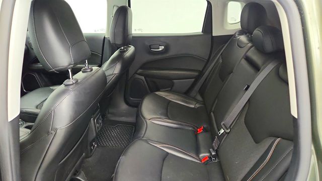 2021 Jeep Compass Latitude 4x4 w/ Convenience Group - 23013541 - 19