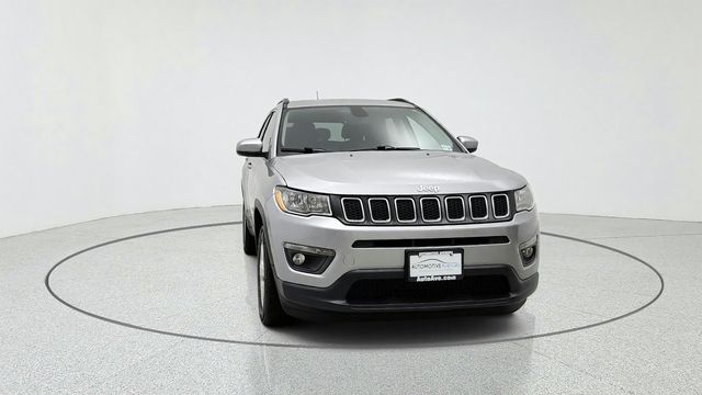 2021 Jeep Compass Latitude 4x4 w/ Convenience Group - 23072457 - 1