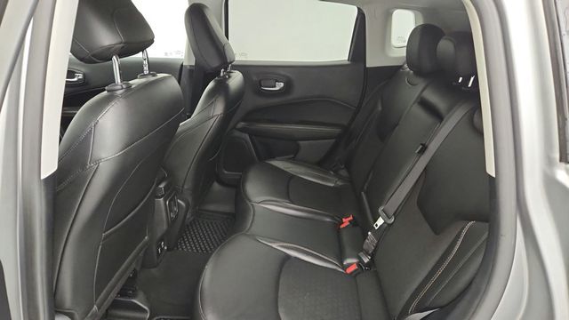 2021 Jeep Compass Latitude 4x4 w/ Convenience Group - 23072457 - 19