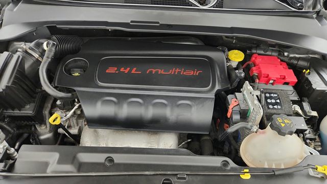 2021 Jeep Compass Latitude 4x4 w/ Convenience Group - 23072457 - 25