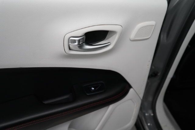 2021 Jeep Compass Limited - 23084401 - 37