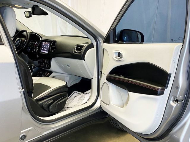 2021 Jeep Compass Limited 4x4 - 22937936 - 39