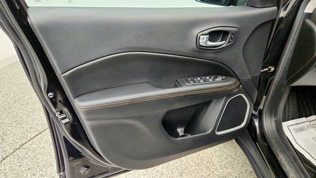 2021 Jeep Compass Limited 4x4 w/ Elite Interior Group - 23027617 - 9