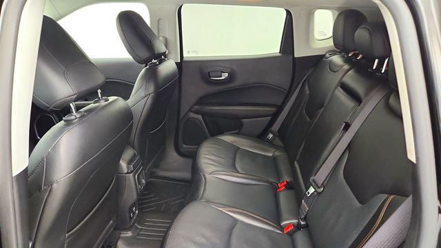 2021 Jeep Compass Limited 4x4 w/ Elite Interior Group - 23027617 - 22