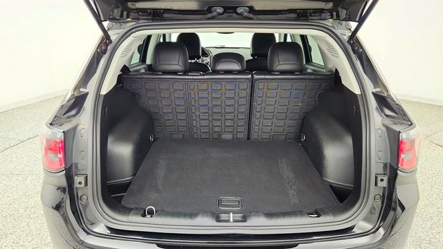 2021 Jeep Compass Limited 4x4 w/ Elite Interior Group - 23027617 - 23