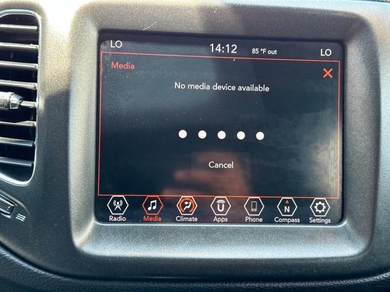 2021 Jeep Compass Trailhawk 4x4 - 22885628 - 21