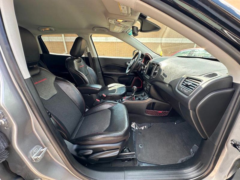 2021 Jeep Compass Trailhawk 4x4 - 22885628 - 43