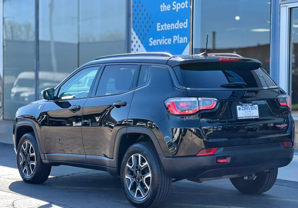 2021 Jeep Compass Trailhawk photo 3