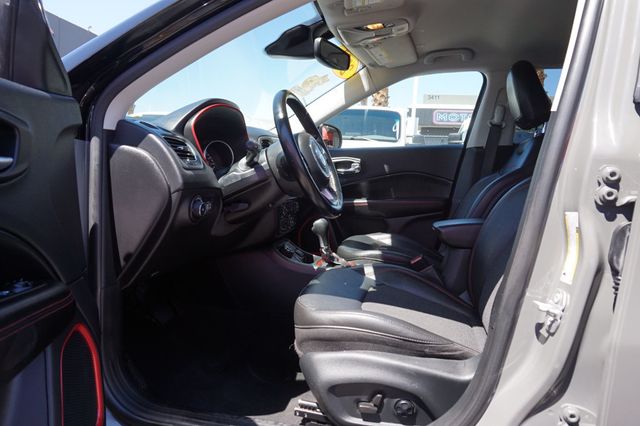 2021 Jeep Compass TRAILHAWK, 4X4, PREMIUM WHEELS, LEATHER SEATS, PUSH BUTTON START - 23061156 - 17