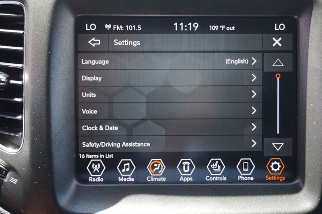 2021 Jeep Compass TRAILHAWK, 4X4, PREMIUM WHEELS, LEATHER SEATS, PUSH BUTTON START - 23061156 - 37