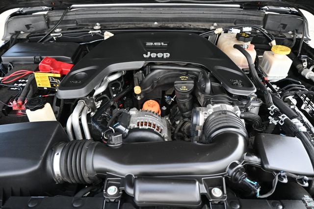 2021 Jeep Gladiator 3 1/2" ROUGH COUNTRY Lift 17" Black Rhino Wheels 37" Nitto Tires - 22776597 - 17