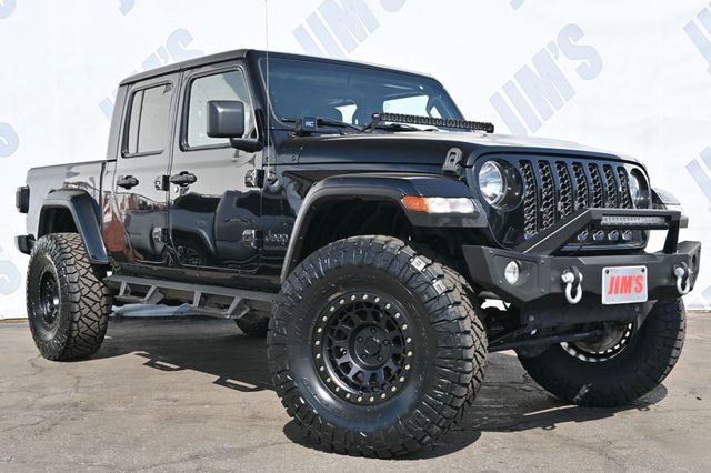 2021 Jeep Gladiator 3 1/2" ROUGH COUNTRY Lift 17" Black Rhino Wheels 37" Nitto Tires - 22776597 - 2
