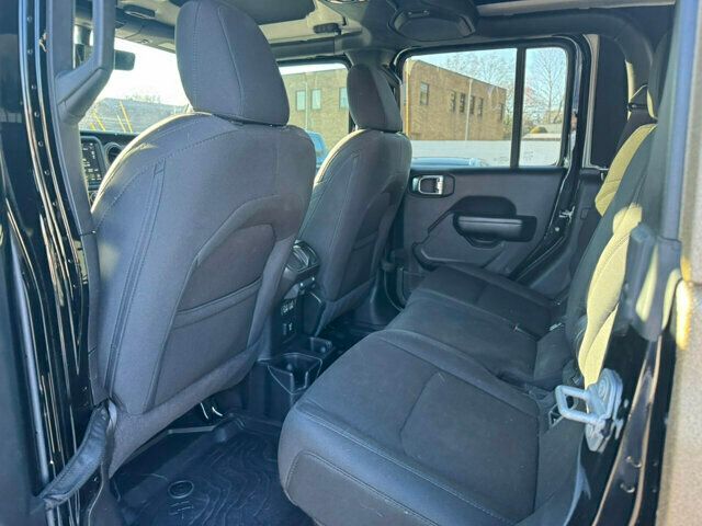 2021 Jeep Gladiator CustomStarwood/TechnologyGroup/AppleCarplay/Convenience Group - 22697885 - 10