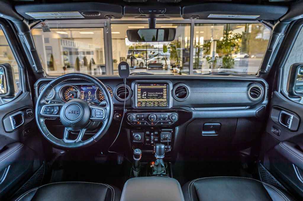 2021 Jeep Gladiator GLADIATOR OVERLAND 4X4 LOW MILES WHEELS BUMPER WITH WINCH BUMPER - 22936776 - 2