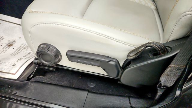 2021 Jeep Gladiator High Altitude 4x4 Turbo Diesel, Hard Top & Cold Weather Group - 23030659 - 9