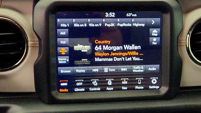 2021 Jeep Gladiator High Altitude 4x4 Turbo Diesel, Hard Top & Cold Weather Group - 23030659 - 15