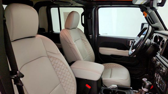 2021 Jeep Gladiator High Altitude 4x4 Turbo Diesel, Hard Top & Cold Weather Group - 23030659 - 23
