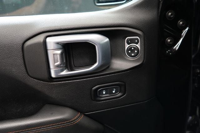 2021 Jeep Gladiator Mojave - 23080775 - 9