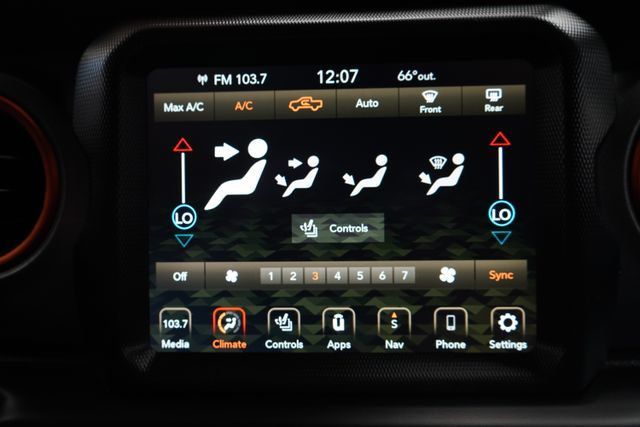 2021 Jeep Gladiator Mojave - 23080775 - 27