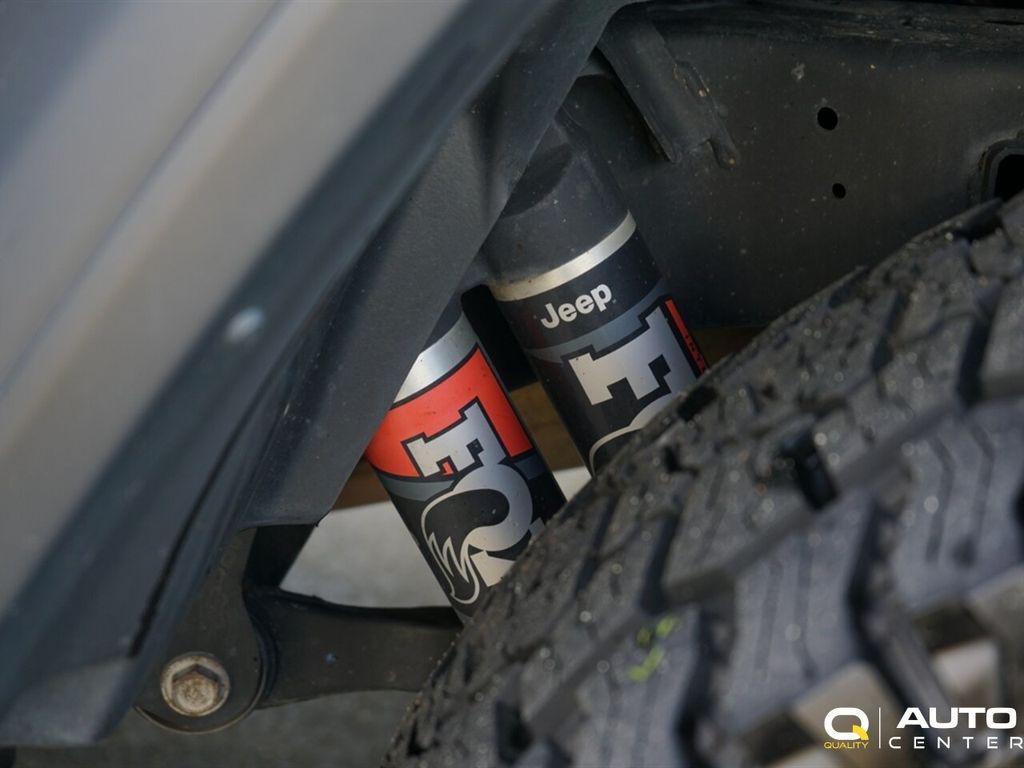 2021 Jeep Gladiator Mojave 4x4 - 23002025 - 13